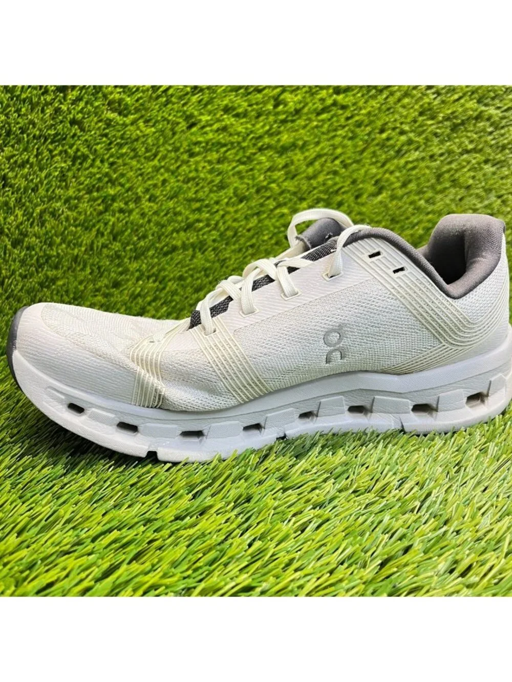 On Cloudgo Womens Size 9.5 White Glacier Gray Athletic Running Shoes Sneakers